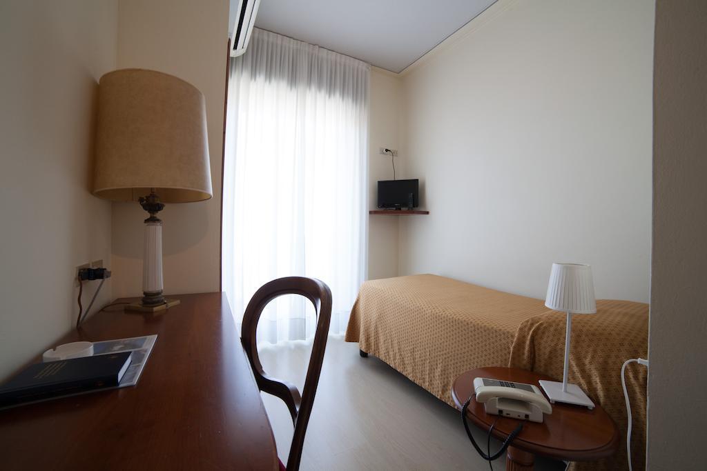Albergo Miralago ורבאניה חדר תמונה